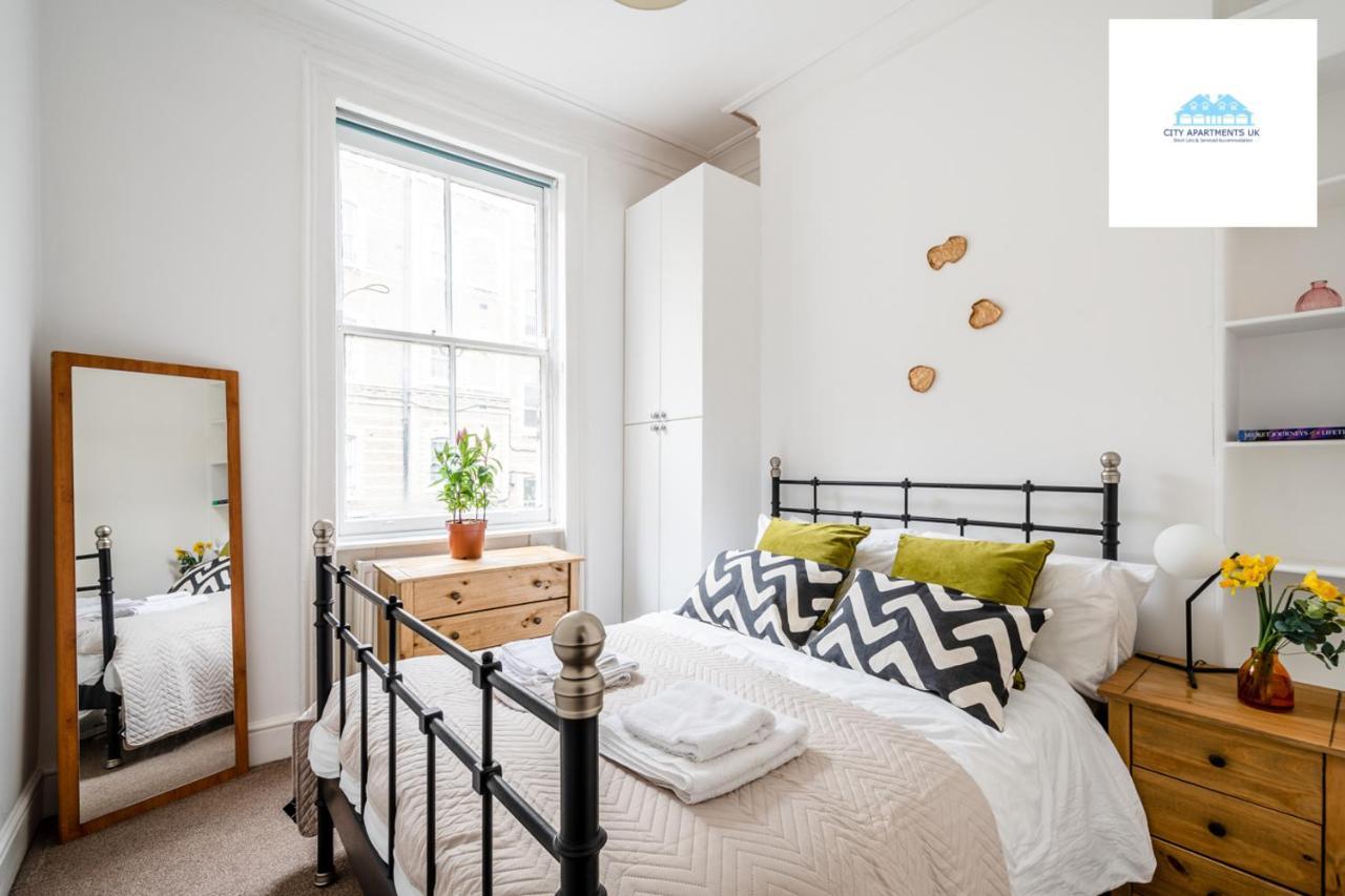 Charming 1 Bed Apartment Near Museum Londra Esterno foto